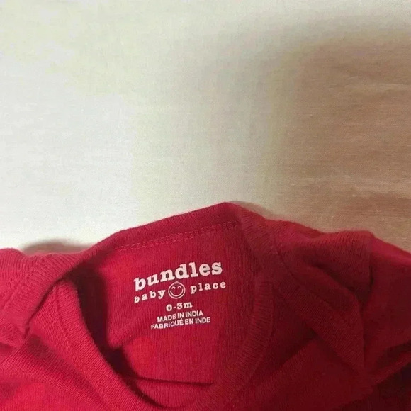 Bundles - Long sleeve newborn Winter Onesie  top/shirt. Size 0-3 months - Picture 2 of 3